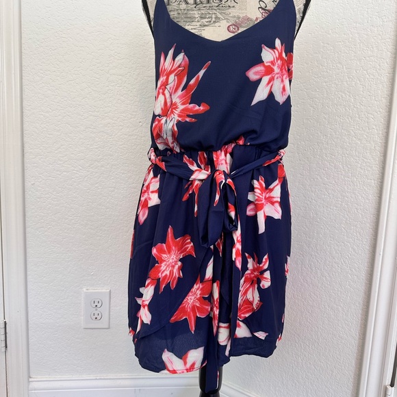 NWT Zanzea Navy and Red Floral Mini Dress - Picture 1 of 5